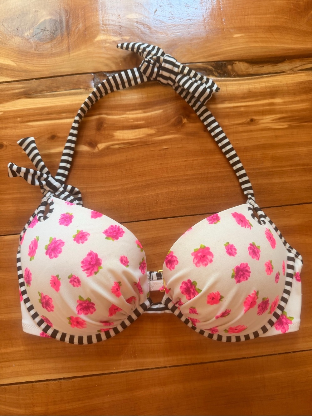 VS Push Up Swim Top, 34D, Great Condition 🖤🩷🖤🩷